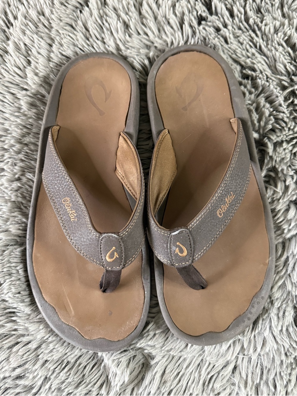 OluKai Ohana Men’s Brown Flip Flop Sandals Comfort Beach Water Resistant
